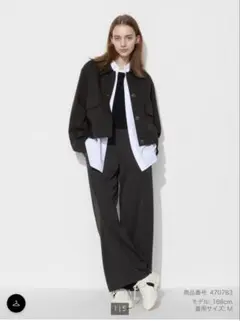 ユニクロ　クレープジャージーストレートパンツ　ブラック　サイズM