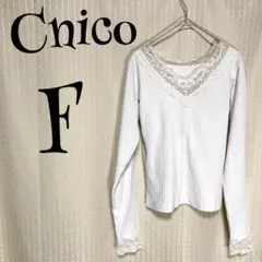 Chico/Freeサイズ/セーター/ストライプデザイン/胸元、袖口刺繍レース