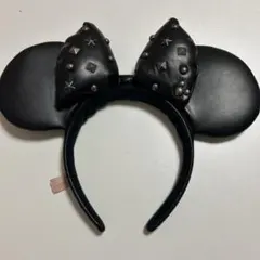 ディズニー ミッキーマウス/ミニーマウス耳型 カチューシャ 黒 スタッズ付き