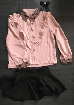 【地雷系・量産型】ピンクフリルトップスと黒フレアスカートセット