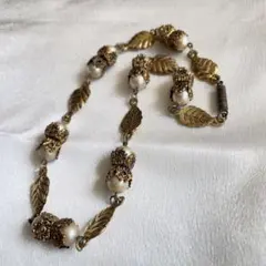 【35】パールとリーフのアンティーク調ネックレス　チョーカー　ヴィンテージ