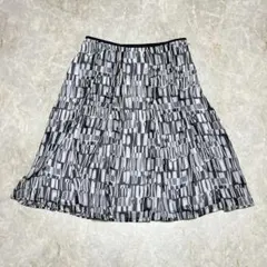 23区 フレアスカート 38 ひざ丈 モノトーン モザイク