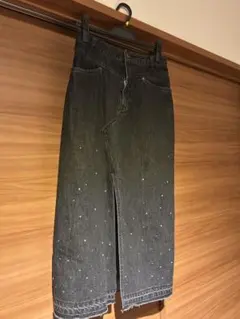 VIS ビジュー付きデニムロングスカート