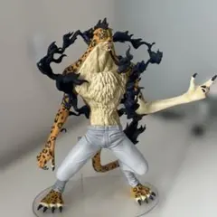 ワンピース ルフィ フィギュア　ロブルッチ