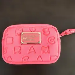 MARC BY MARC JACOBS カメラケース ネオンピンクのサムネイル