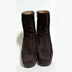 BALLY バリー スエードショートブーツ 35(約22.5cm）のサムネイル