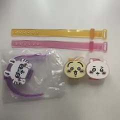 ちいかわ 光るブレスレット ガチャガチャ うさぎ モモンガのサムネイル