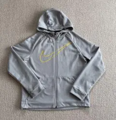 子供用　Nike グレー フルジップ パーカー L