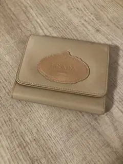 プラダ　折り財布（1-P1）