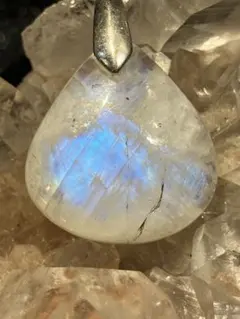 ムーンストーン ペンダントトップ 天然石 パワーストーン 恋愛成就 良縁引き寄せ