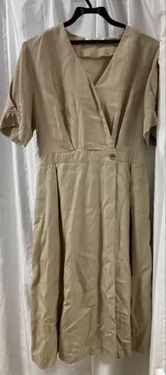Konny ベージュ 半袖 ロングワンピース M