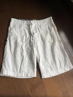 グローバルワーク　ホワイト ハーフパンツ ショートパンツのサムネイル