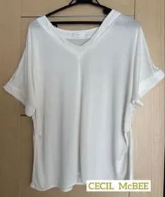 最終お値下げ】レディーストップス　CECIL McBEE Vネック半袖カットソー