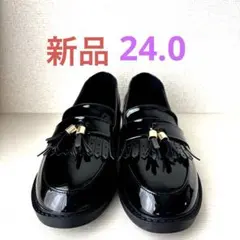 タッセル付きローファー 黒 エナメル