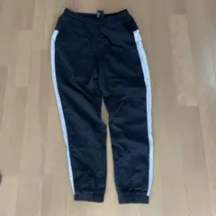 adidas パンツ ブラック ホワイト　レディースのサムネイル