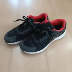 ASICS スニーカー 22.5cm