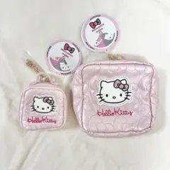 【新品】サンリオ　ハローキティ　3coins コスメポーチ　モバイルチャーム
