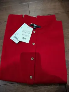 ユニクロ　エクストラファイン　メリノクルーネック　カーディガン