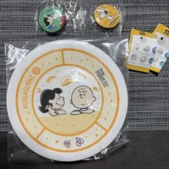 PEANUTS　くら寿司　寿司皿　ルーシー＆チャーリー・ブラウン+缶バッジ2点のサムネイル