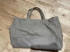 HARE ハレ レザートートバッグ 牛革 A4サイズ対応 ベージュ - メルカリ