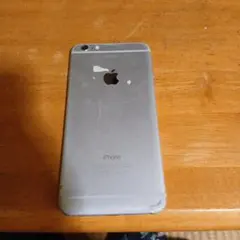 iPhone シルバー 本体 ひび割れ