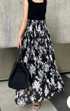 【新品】アズールバイマウジー フラワープリント ブラック ロングスカート S