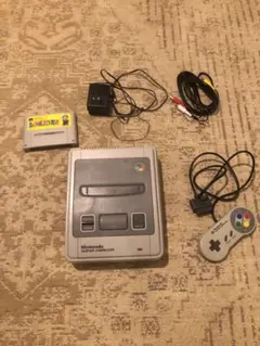 244 Nintendo スーパーファミコン本体　すぐに遊べる一式　匿名配送