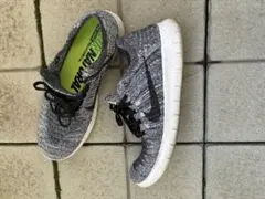 Nike Free RN Flyknit ランニングシューズ グレー/ブラックのサムネイル
