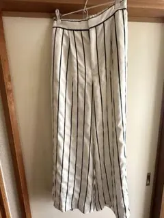 ★最終価格　ジャーナルスタンダード ワイドパンツ　ホワイトストライプ　M38
