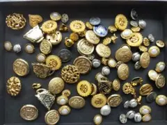 ゴールドボタン色々