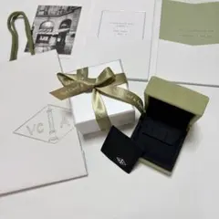 美品　ヴァンクリーフ&アーペル　ピアスケース　空箱　アクセサリー入れ
