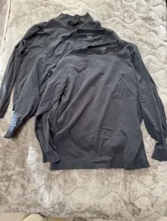 ユニクロ 長袖Tシャツ×2、タートルネックの計3枚セット XL
