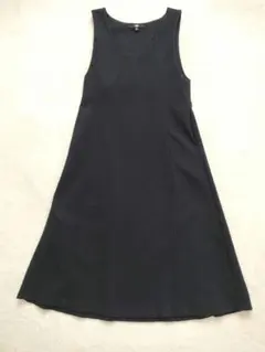 ユニクロ　ブラッシュドジャージージャンパースカート秋冬ネイビー　Sサイズ