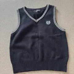 COMME CA ISM 黒 Vネックベスト 100A