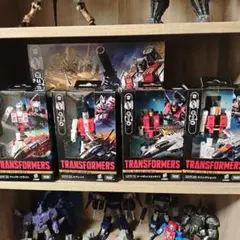 AOTP-01 シルバーボルト含む5体セット AOTP-01 シルバーボルト｜トランスフォーマーオフィシャルサイト