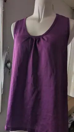 未使用ユニクロ　パープル ノースリーブ タンクトップ
