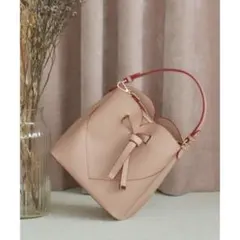 美品★ハートカットショルダーバッグ★ピンクのサムネイル