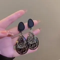 Item thumbnail for item 878f5bf0-1f07-430c-ae07-b5c2f8fd6768