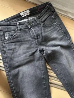 【美品】サムシング デニム