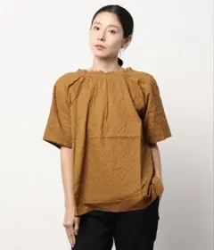 サマンサモスモス　衿シャーリングブラウス