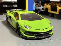 絶版　トミカ　ランボルギーニ　アヴェンタドール　SVJのサムネイル