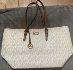 Michael Kors ロゴトートバッグ