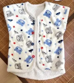 ベビーベスト クマと星の柄 フリース　80-90サイズ　冬用　秋用　春用