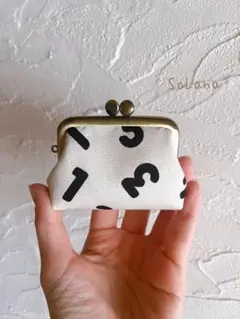 数字◇がま口コインケース◇オフホワイト