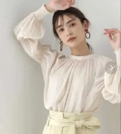 NATURAL BEAUTY BASIC ランタンスリーブ楊柳ブラウスレディース