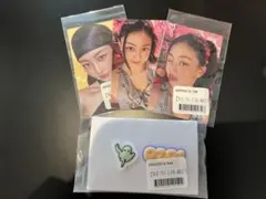 TWICE ジヒョ ラバーピンズ等