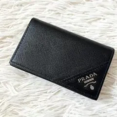 新品未使用✨　PRADA　名刺入れ　サフィアーノ　メタルロゴ　2MC122のサムネイル