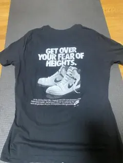 NIKE ブラック Tシャツ