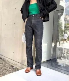 フーズフーギャラリー　レザーチェック　デニムパンツ　ブラック　綿　レディースのサムネイル