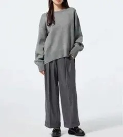 GU　インタックワイドパンツ　丈短め　　ストライプ